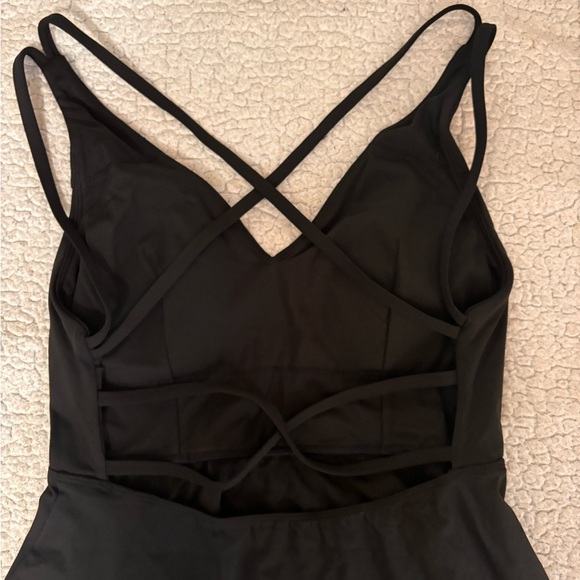 Halara Dress with built in Bra - Picture 3 of 4